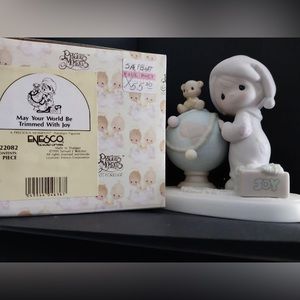 NIB Precious Moment May Your World Be Trimmed With Joy